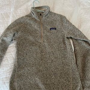 Patagonia pull over!